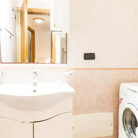 Rosa Apartment